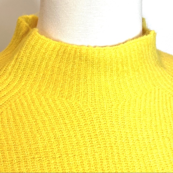 HALOGEN | Mock Neck Sweater - Picture 4 of 8